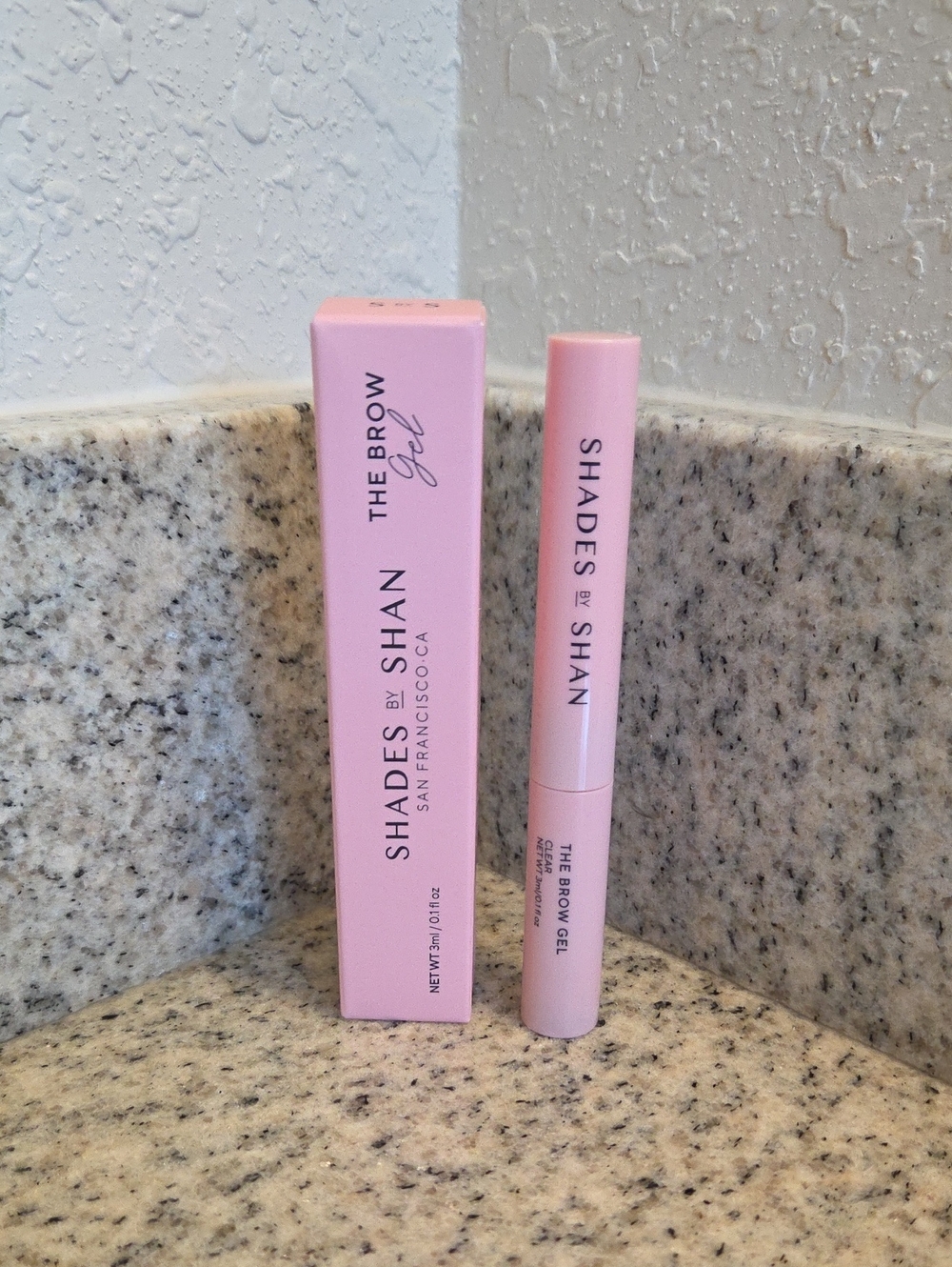 Shades By Shan The Brow Gel in: Clear